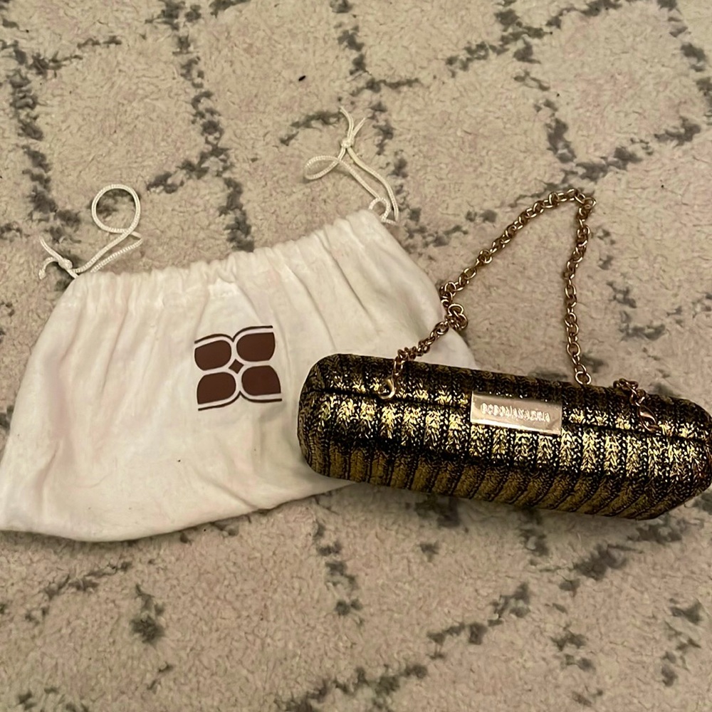 BCBGMAXAZRIA Sophia Clutch gold and black clutch/shoulder bag.